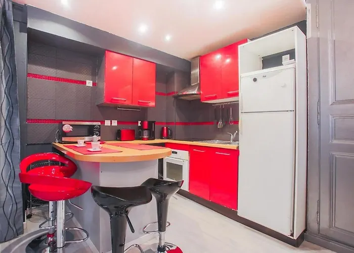 Spacieux Pour 4 Personnes Клермон-Ферран